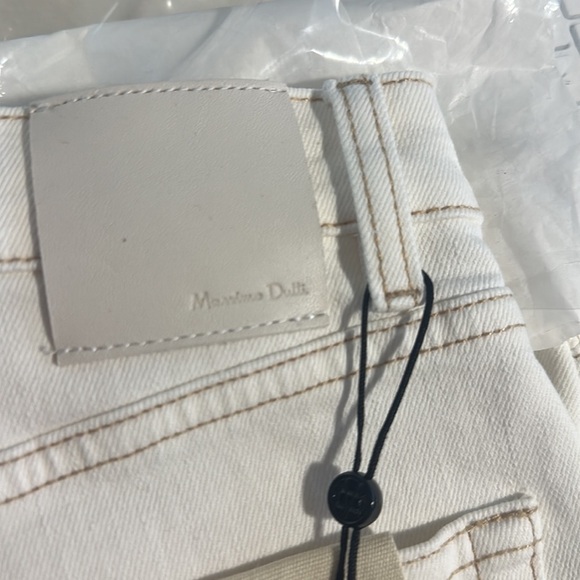 NWT. Massimo Dutti White White Mid -Waist Straight Fit Jeans. Size 2. - Picture 8 of 9
